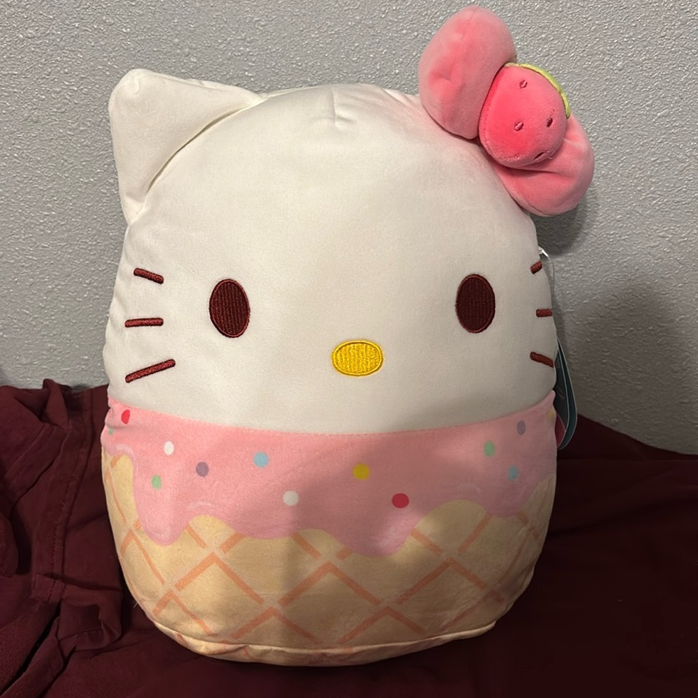 NWT Squishmallow x Hello Kitty and Friends